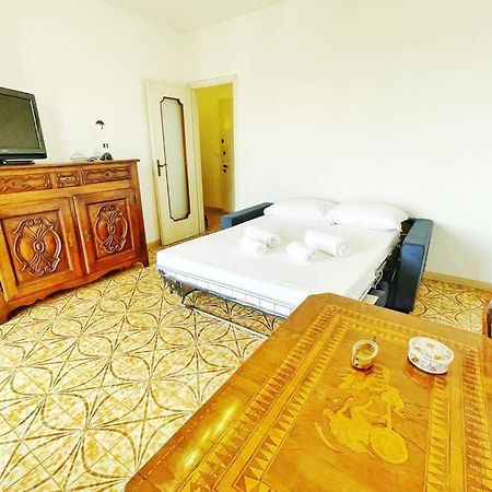 Suite Deamicis - Vista Mare E Relax Санремо Екстер'єр фото